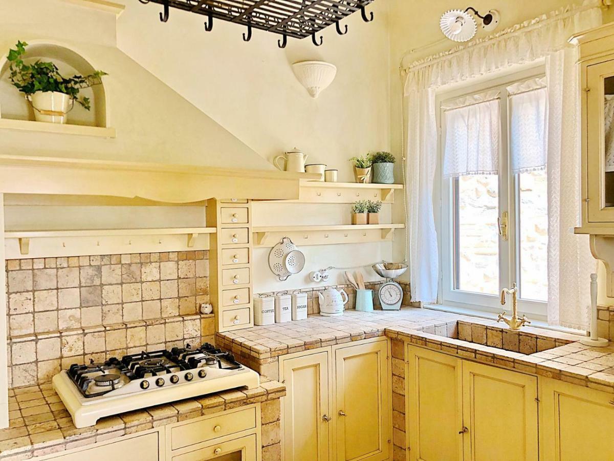 Alice'S Nest-Lake View House Padenghe sul Garda Εξωτερικό φωτογραφία