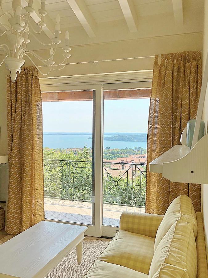 Alice'S Nest-Lake View House Padenghe sul Garda Εξωτερικό φωτογραφία